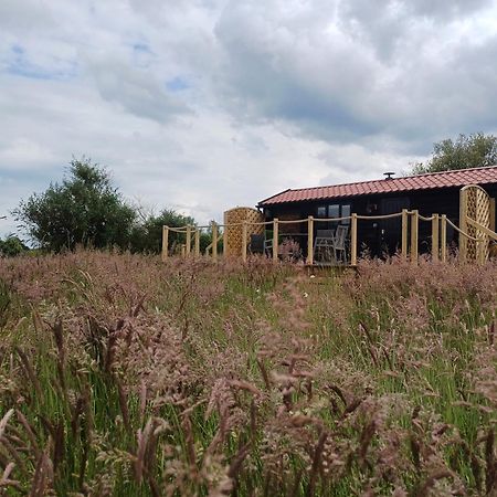 The Cabin Pakenham Екстер'єр фото