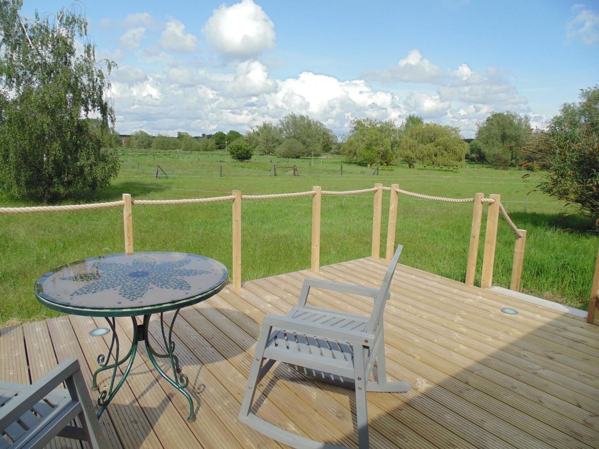 The Cabin Pakenham Екстер'єр фото